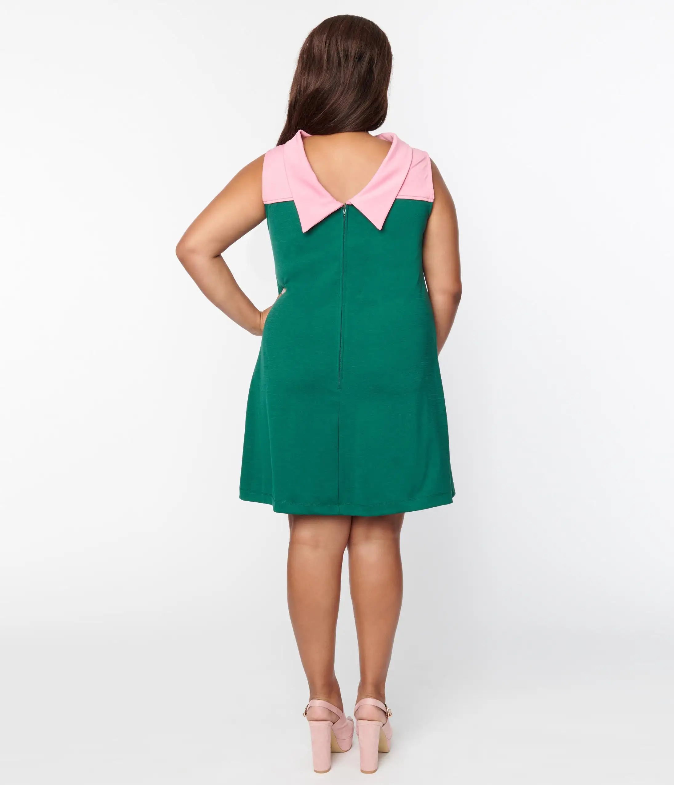 Smak Parlour Plus Size Emerald & Pink Daisy Haute Gossip Mini Dress - Image 3