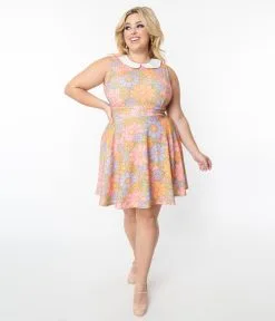 Smak Parlour Plus Size Avocado Green & Multicolor Daisy Fit & Flare Dress