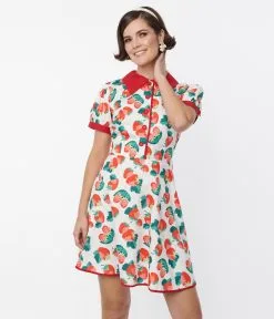 Smak Parlour White & Strawberry Fit & Flare Dress