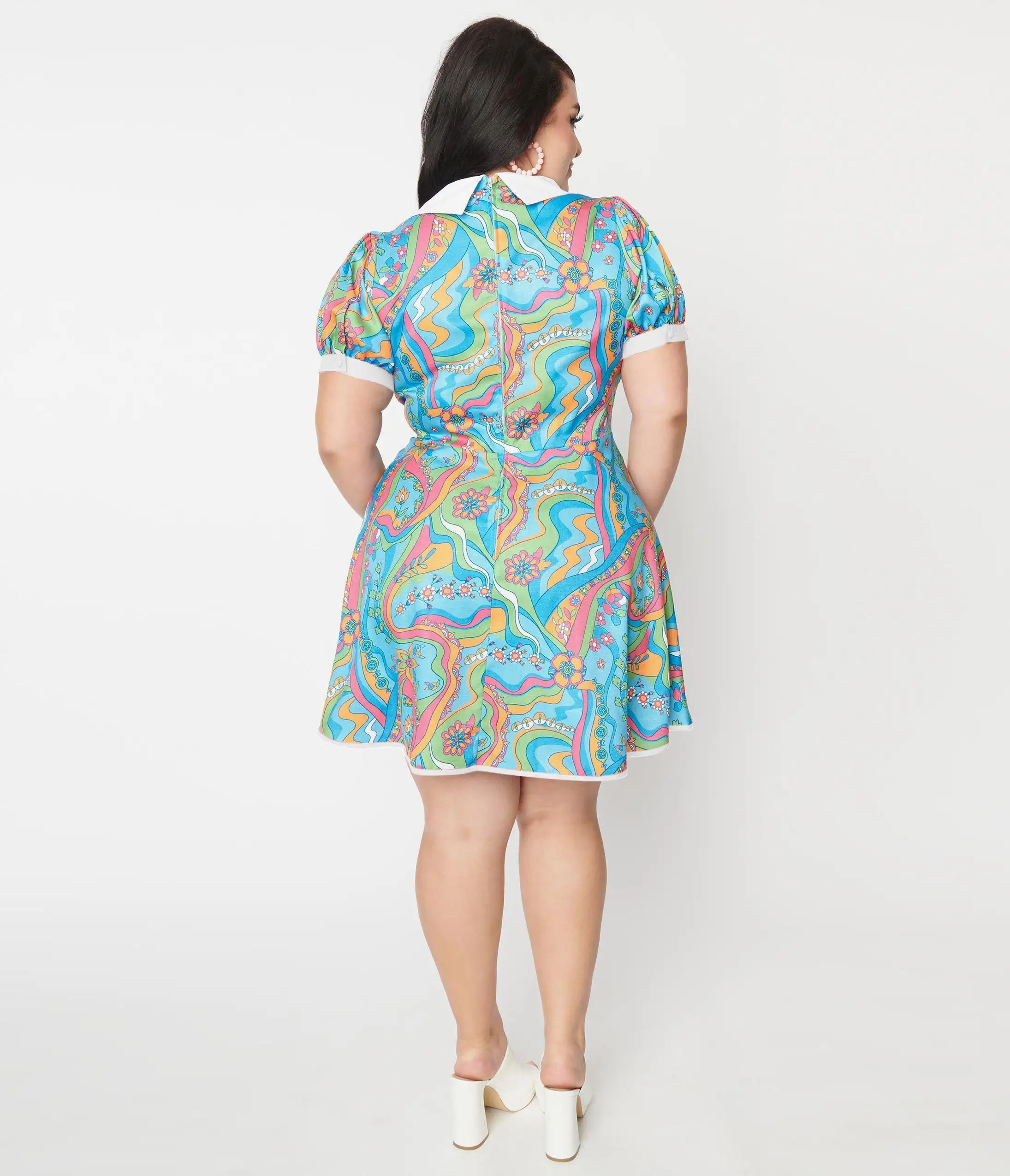 Smak Parlour Plus Size Psychedelic Floral River Fit & Flare Dress - Image 3