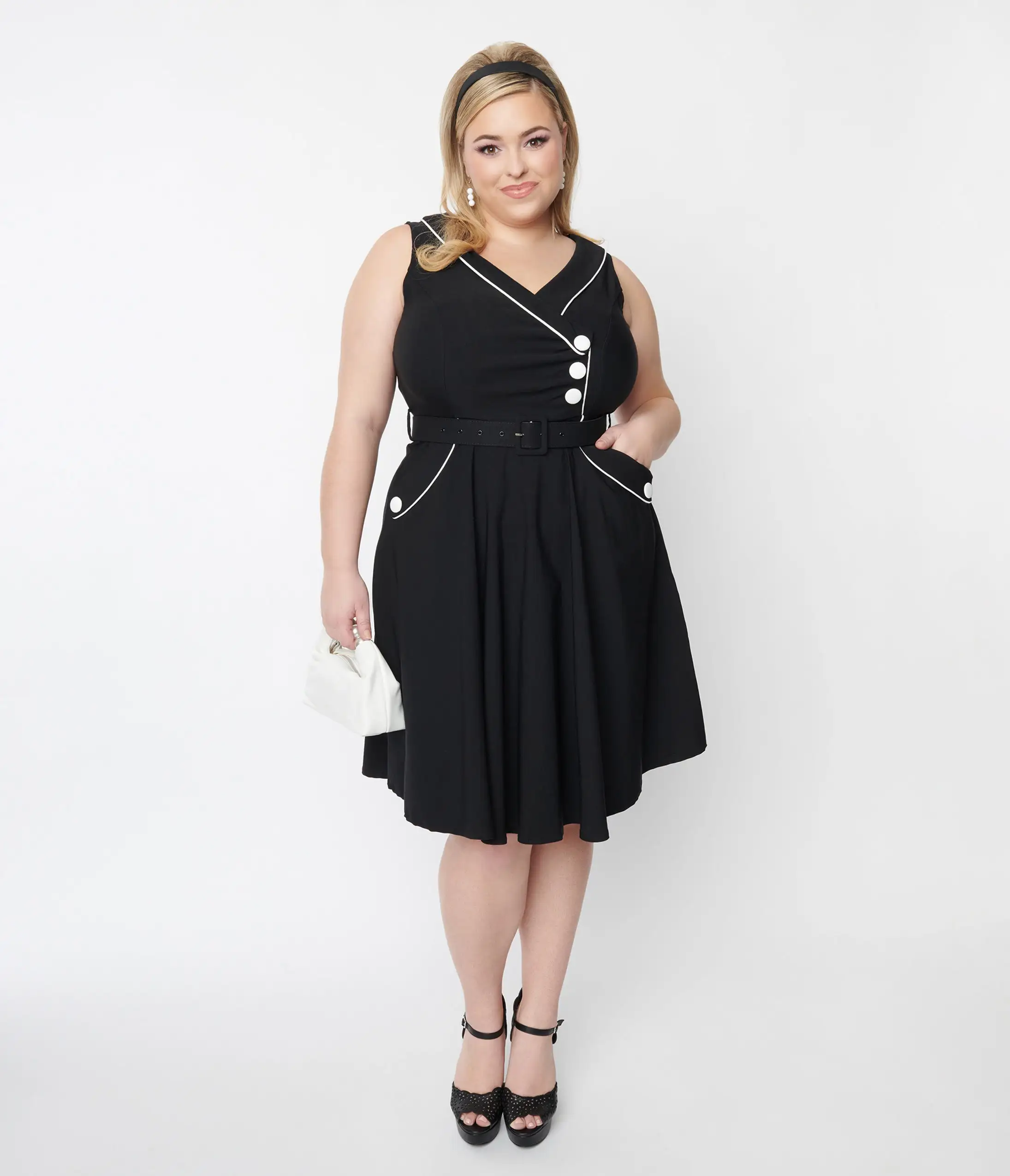 Silver Stop Inc. (Voodoo Vixen) Voodoo Vixen Plus Size Black & White Asymmetrical Belted Swing Dress - Image 5