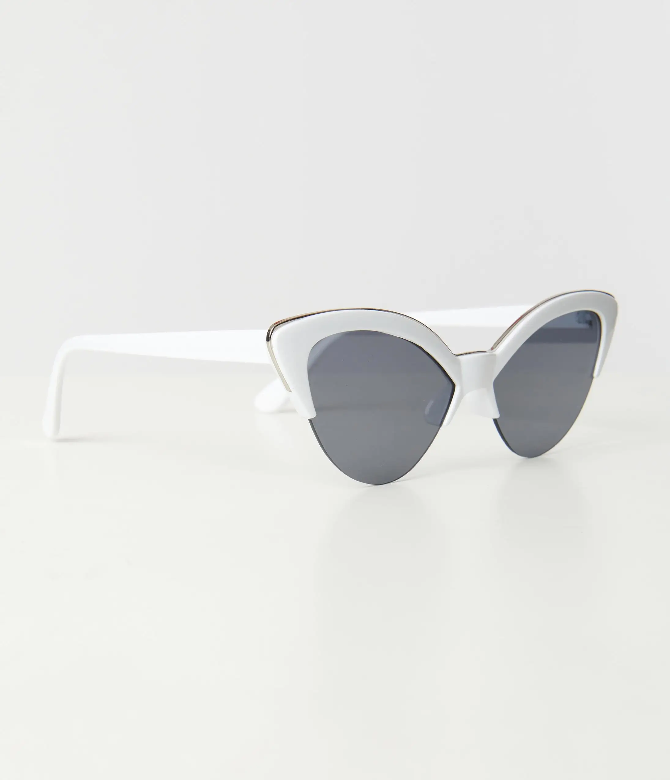 Unique Vintage White & Silver Half Rim Cat Eye Sunglasses - Image 3