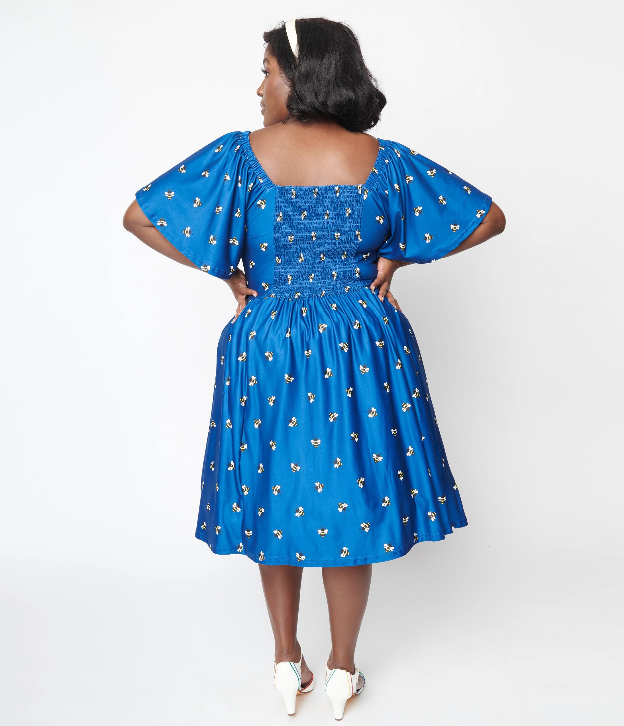 Unique Vintage Curve Blue Bee Print Swing Dress - Image 3