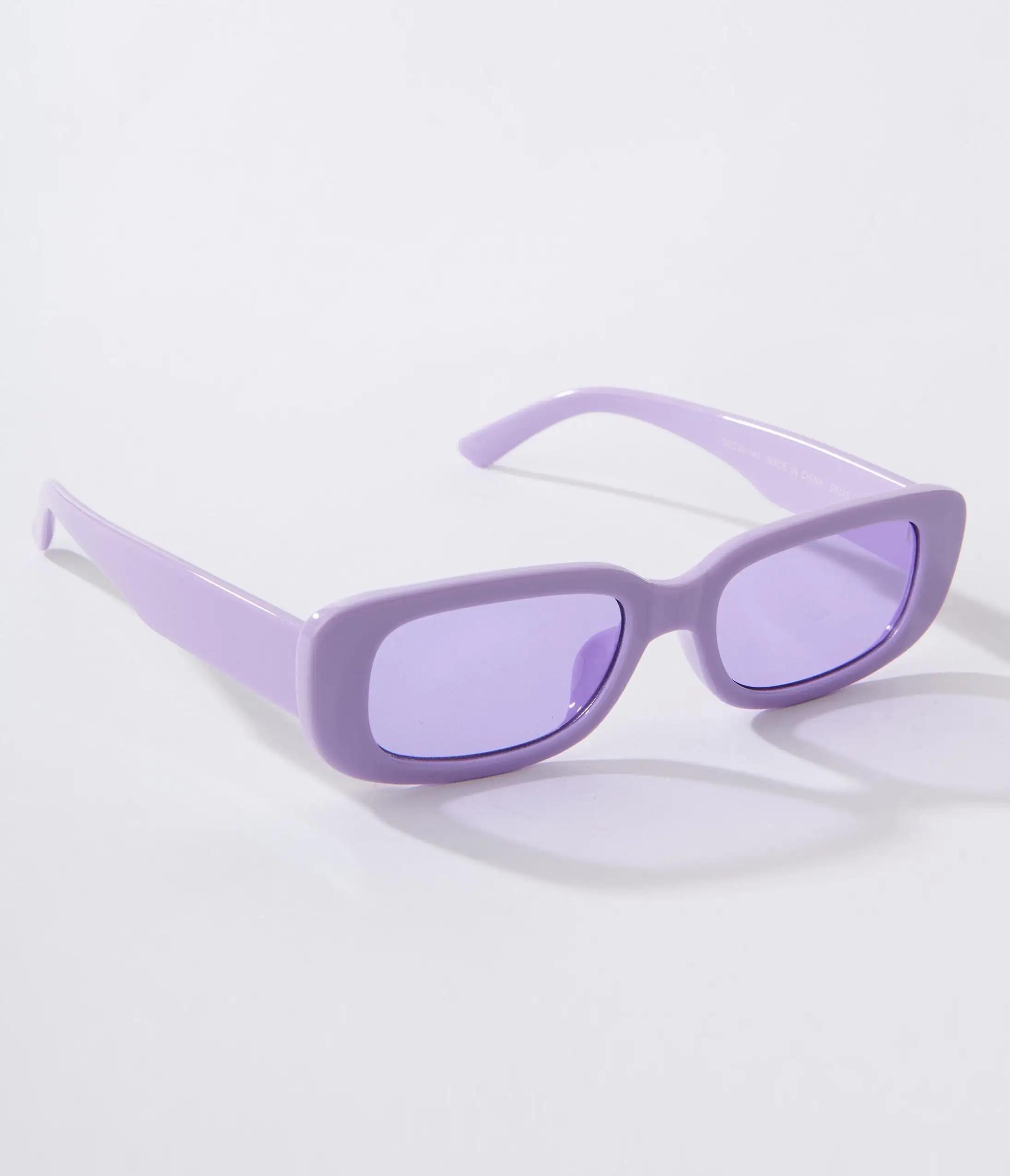 AJ Morgan Eyewear (B2B Wholesale) Lavender & Purple Tint Oval Sunglasses