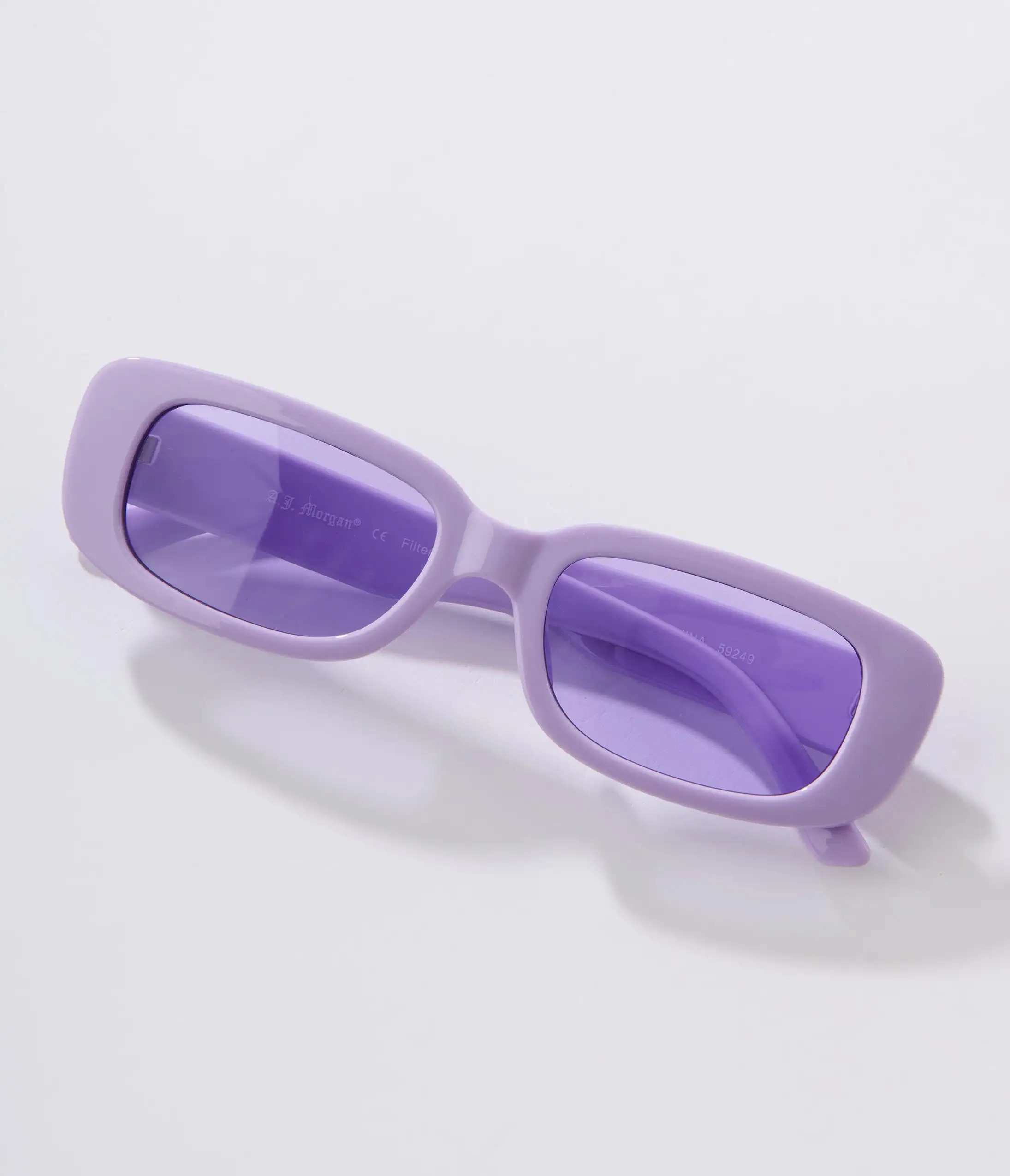 AJ Morgan Eyewear (B2B Wholesale) Lavender & Purple Tint Oval Sunglasses - Image 4