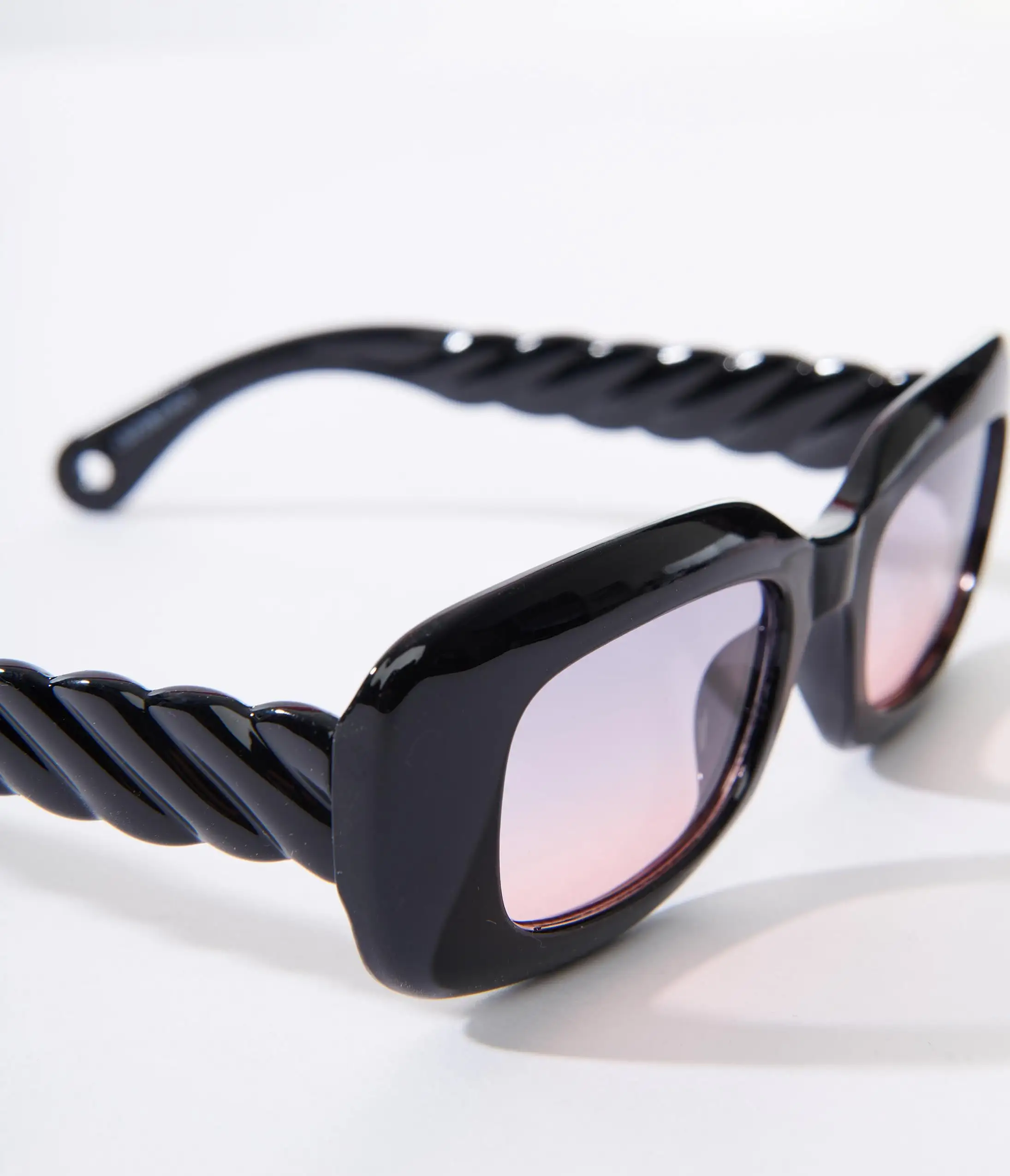 Lucent Product Inc. Black & Pink Ombre Tint Oval Sunglasses - Image 3