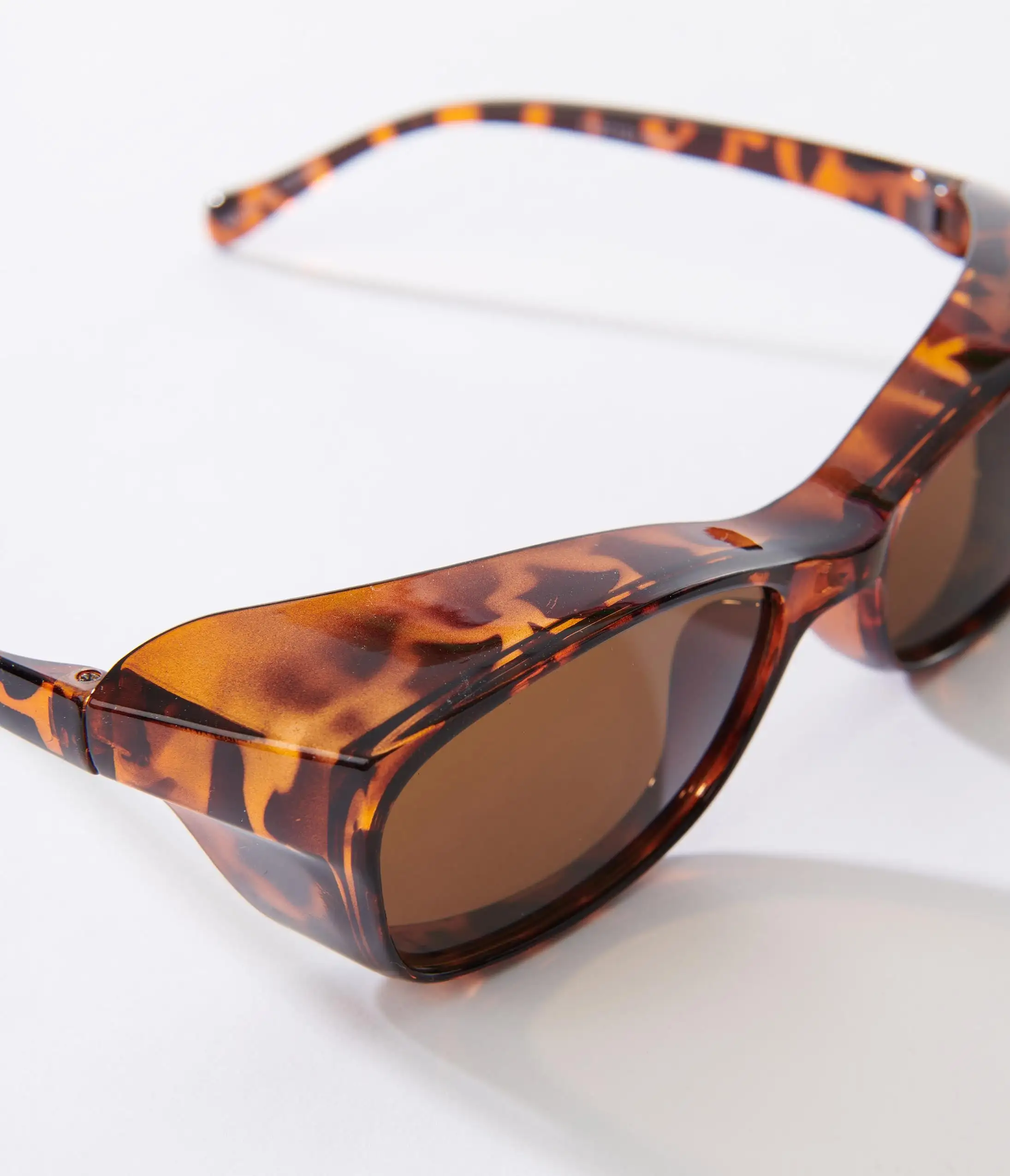 Lucent Product Inc. Tortoise Thick Rectangular Sunglasses - Image 5