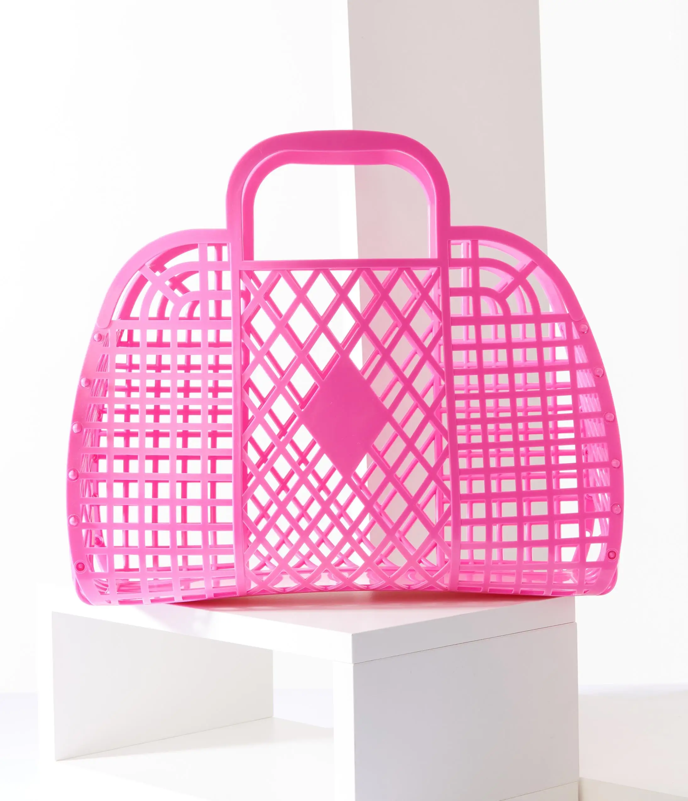 Sun Jellies Large Hot Pink Retro Jelly Basket Bag - Image 4