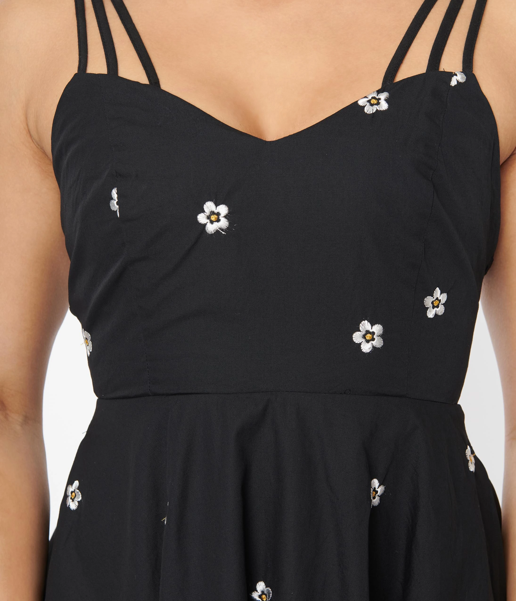 Silver Stop Inc. (Voodoo Vixen) Voodoo Vixen Black & White Daisy Fit & Flare Dress - Image 2