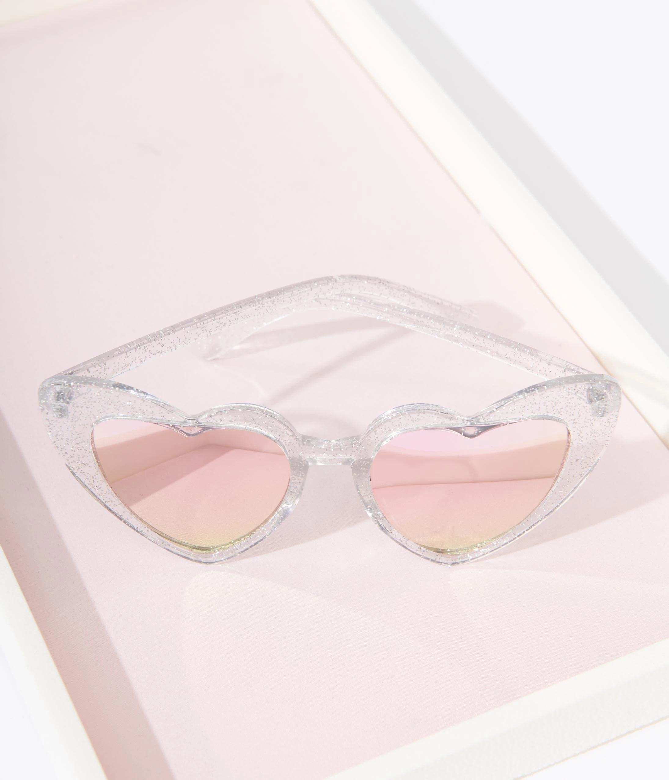 Paper Source Wholesale (Faire) Clear Silver Glitter Heart Cat Eye Sunglasses - Image 3